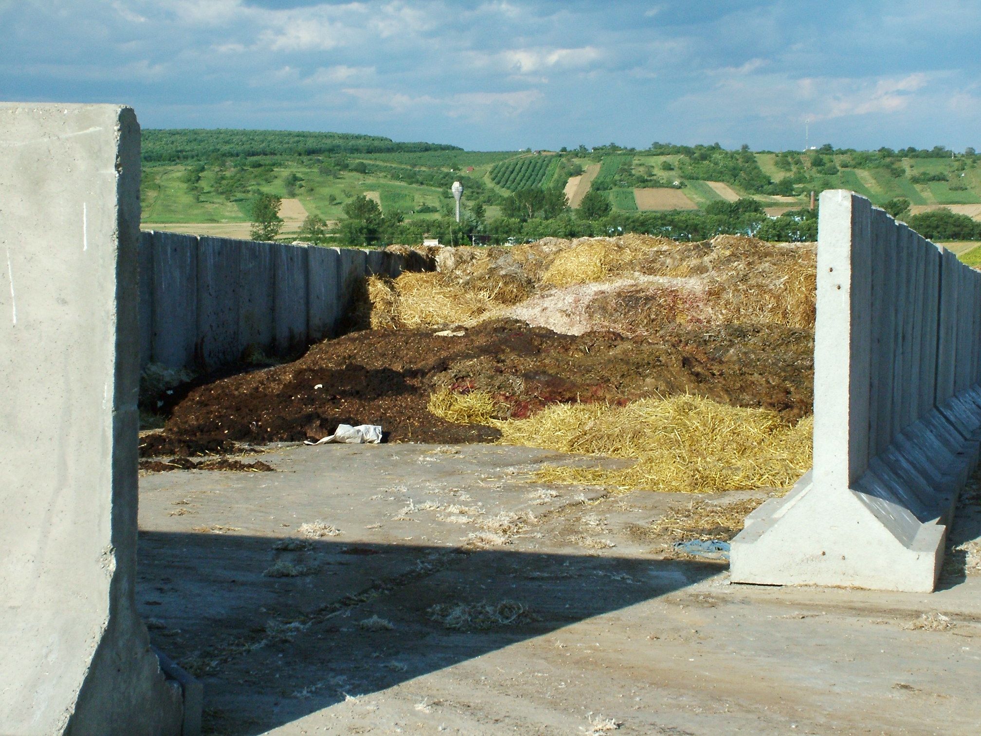 Granulated Or Pelleted Organic Fertiliser Production Via Controlled Composting Of Agricultural Biogas Digestates, Wastes, Food Pro[…]